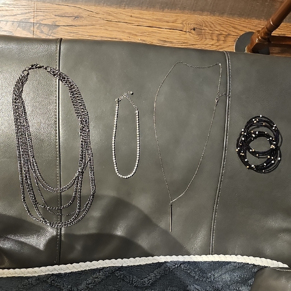 Elegant Silver and Black Jewelry Set